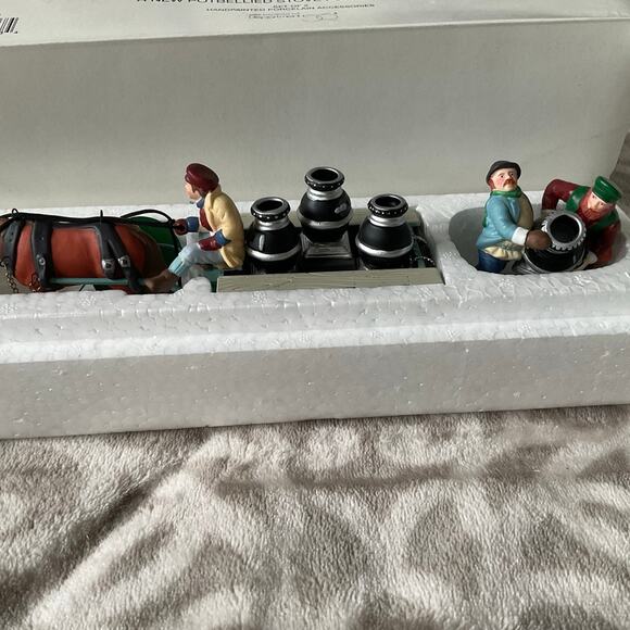 A new pot bellied stove for Christmas department 56 Heritage Village collection - Picture 2 of 2